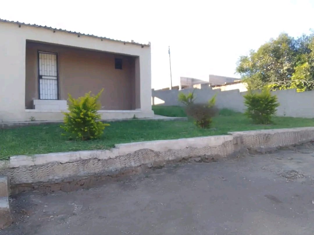 Available Rooms to Rent - Msholozi